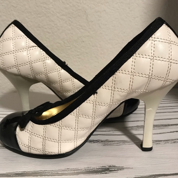 Y2k Charlotte Russe Black and White Heels - Picture 6 of 9